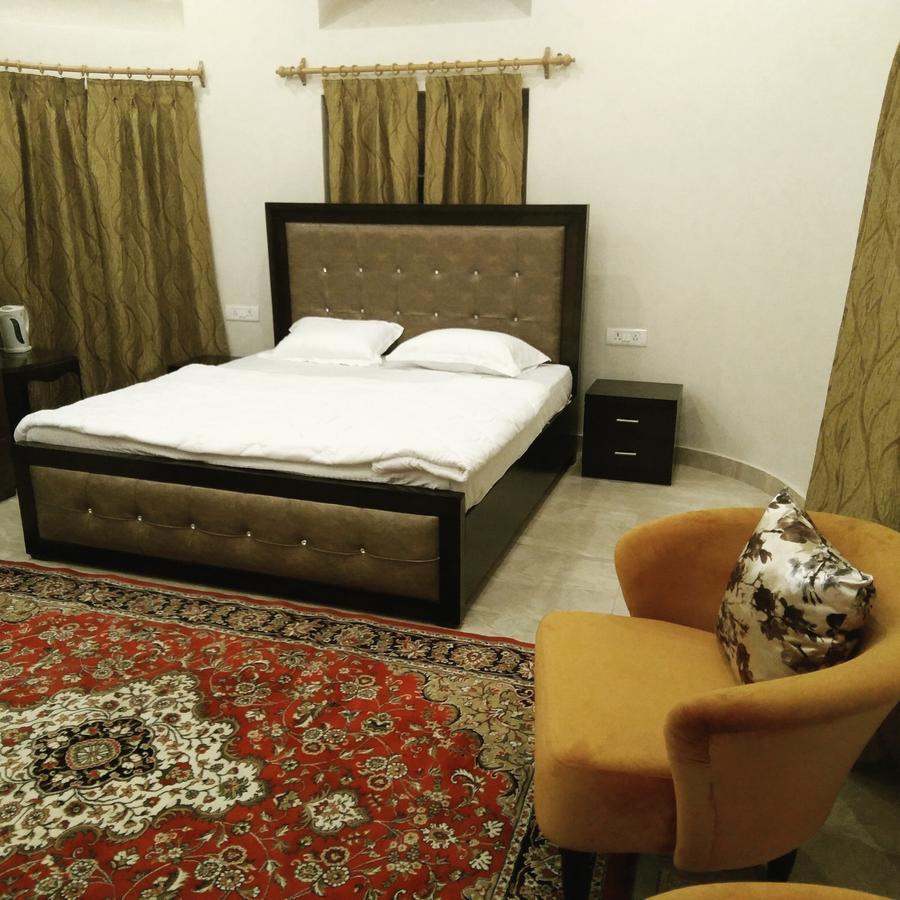 Heritage Homestay Jammu Ngoại thất bức ảnh